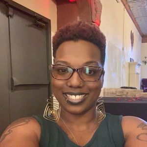 Meet your Posher, Shayla